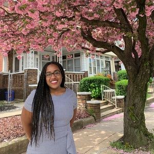 Meet your Posher, Victoria